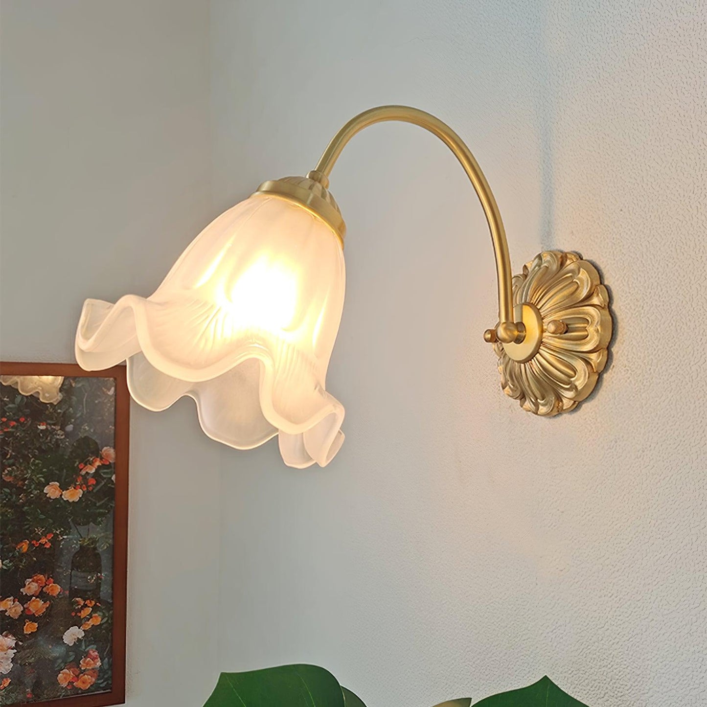 Brass Floral Glass Sconce Wall lamp