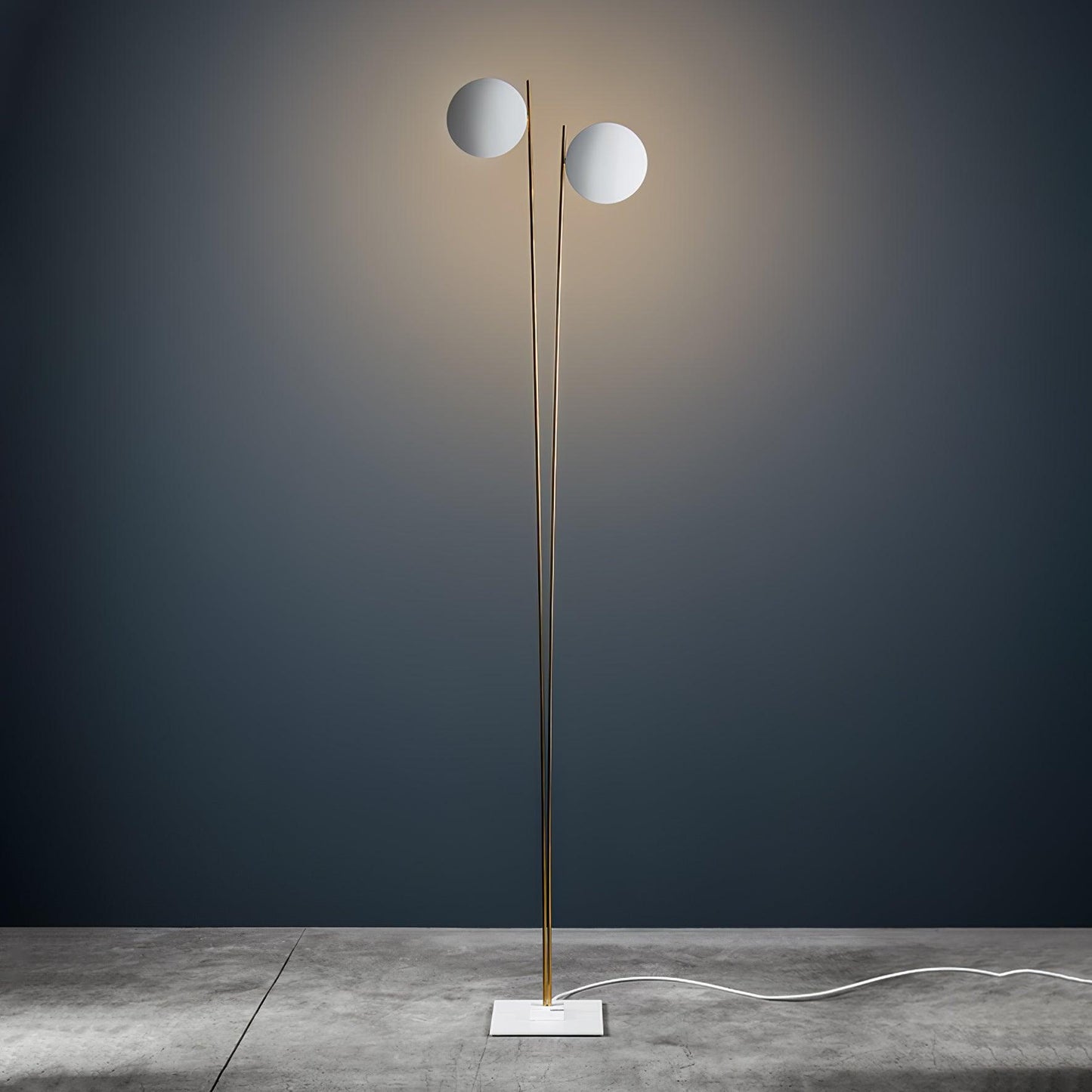 Giorgio Floor Light 2 heads L 11.8″ x H 68.9″ / L 30cm x H 175cm / White & Gold / US plug Floor lamp