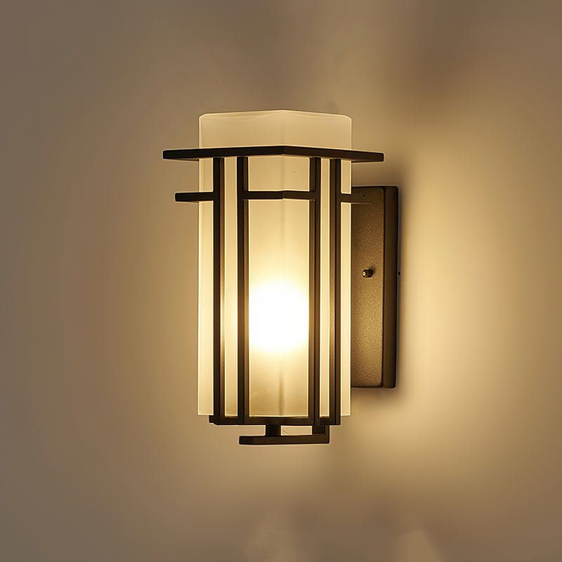 Linden Outdoor Wall Lamp L 8.3″ x W 6.7″ x H 15.4″ / Black 1001 Wall lamp