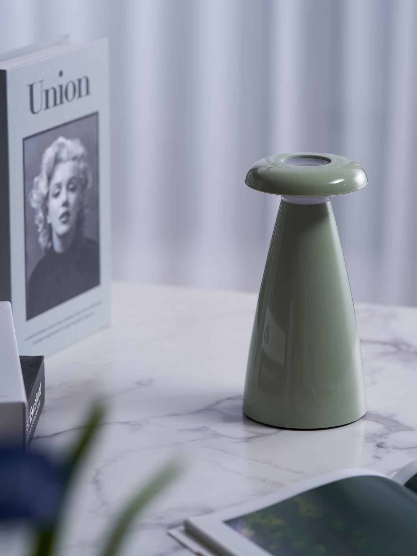 Noko Mushroom Rechargeable Table Lamp