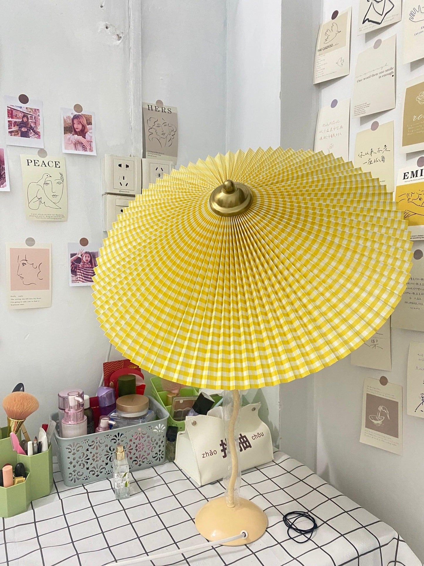 Pleated Hat Table Lamp Table lamp