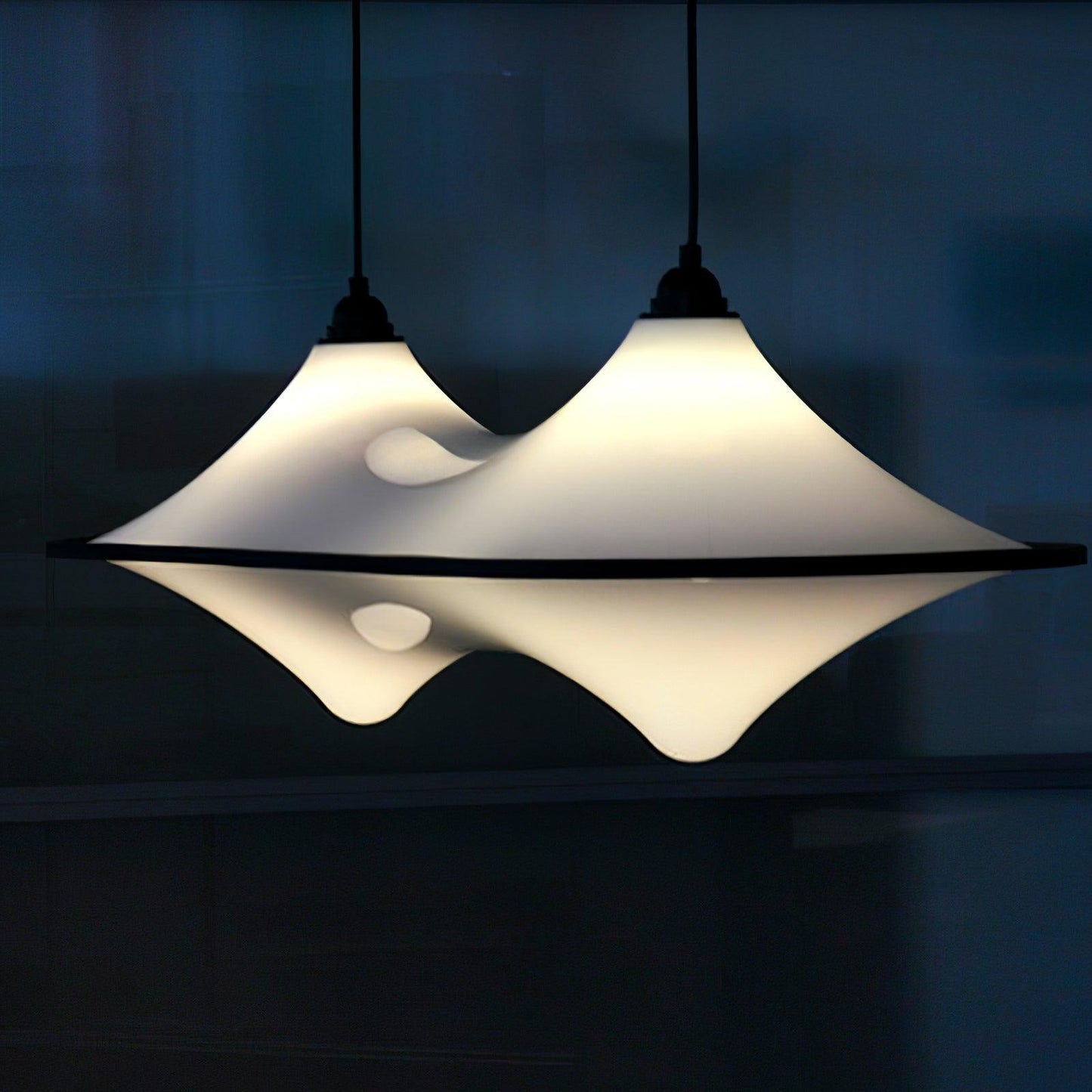 Modern Art Acrylic Adjustable Wave Form Chandelier