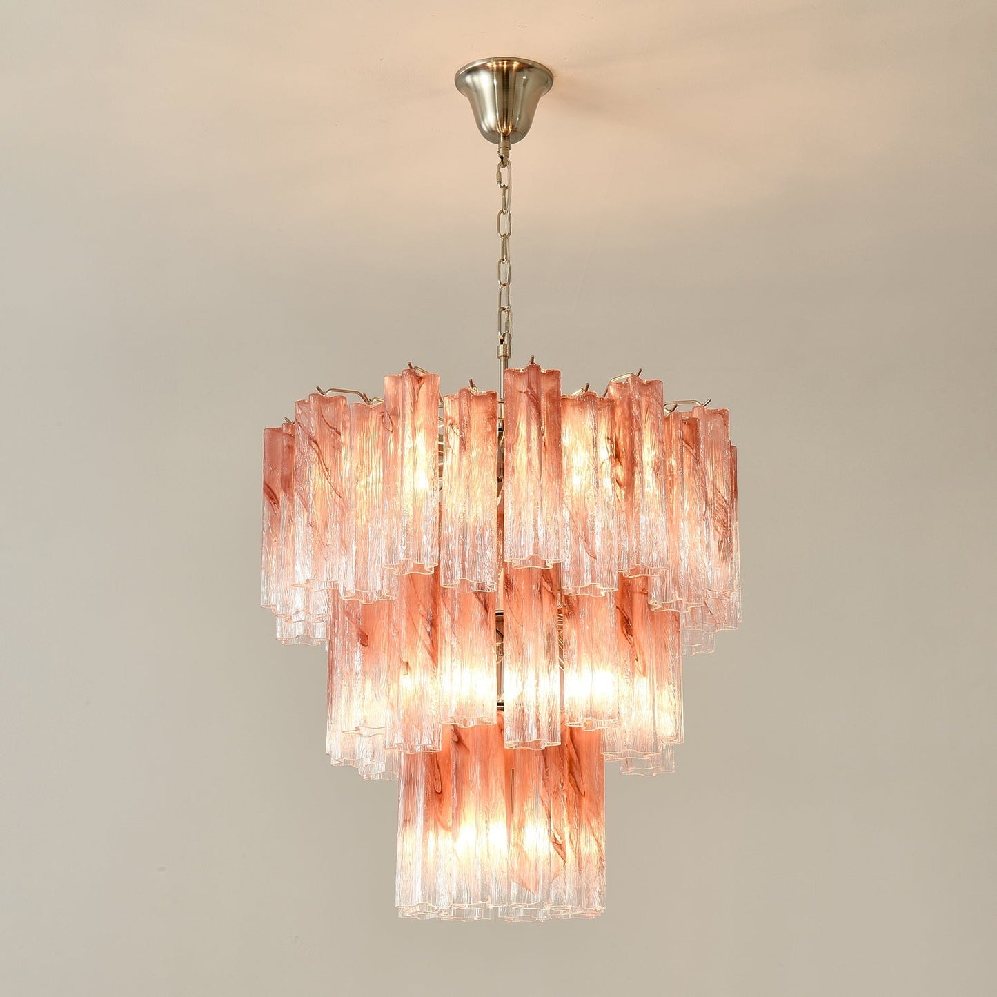 Starlight Rose Chandelier Dia 66cm x H 68cm / ? 26.1″ x H 26.8″ / Pink & Chrome Chandelier