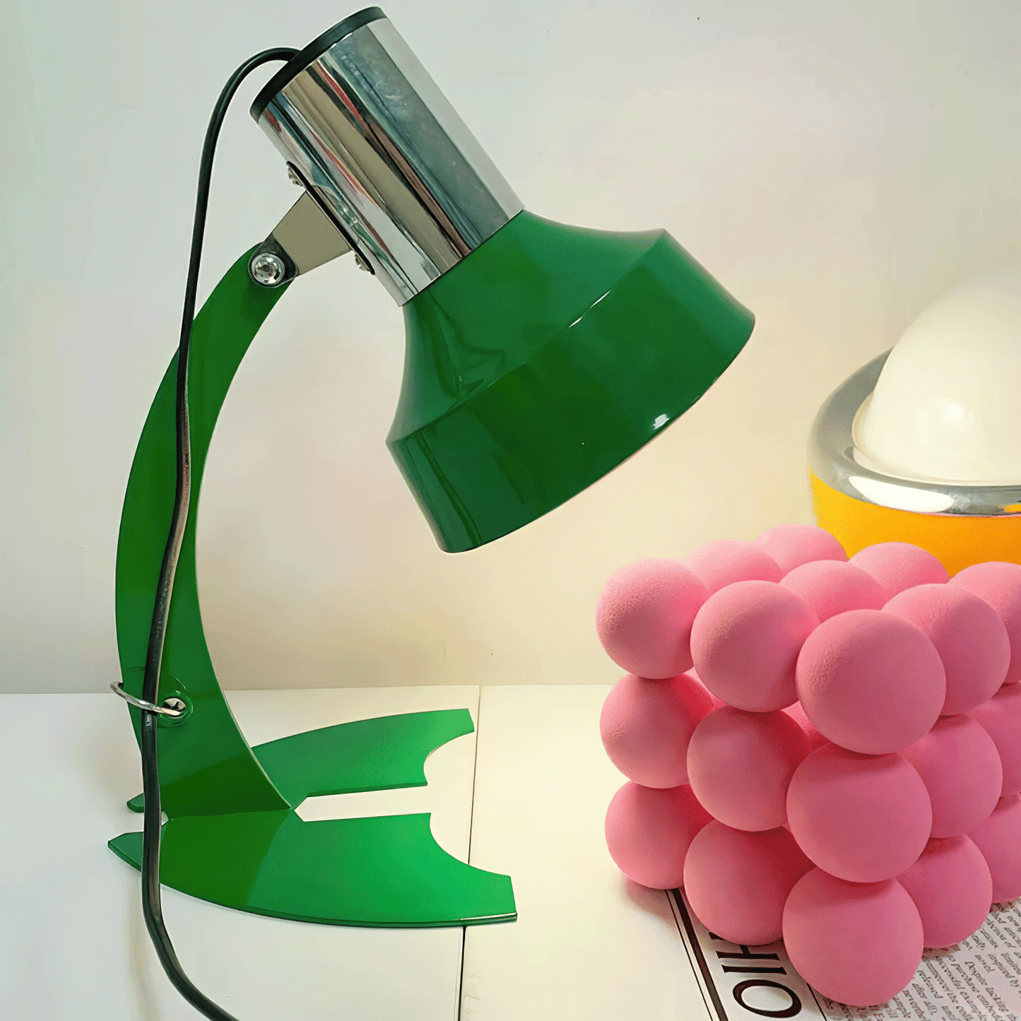 Fish Tail Arch Table Lamp L 9.8″ x H 12.2″ / L 25cm x H 31cm / Green & Chrome / US Plug Table lamp