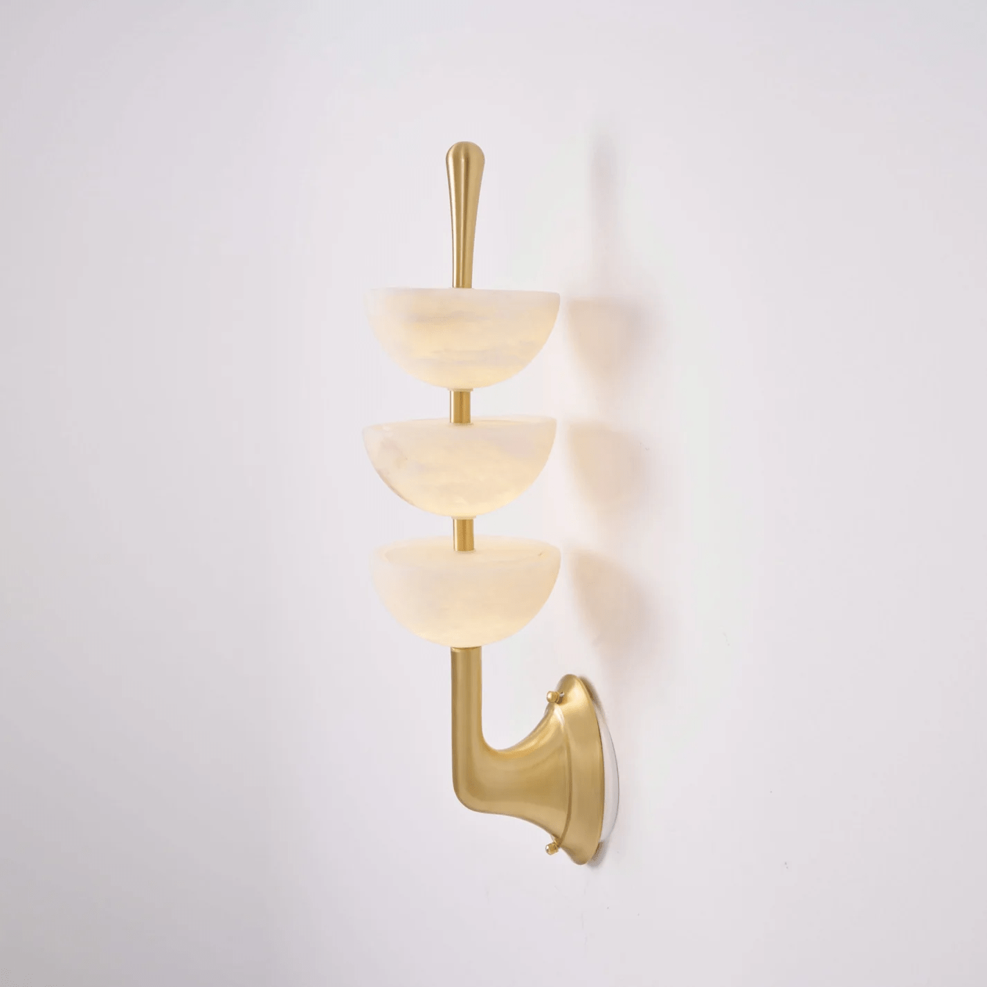 Triple Alabaster Wall Sconce 1001 Wall lamp
