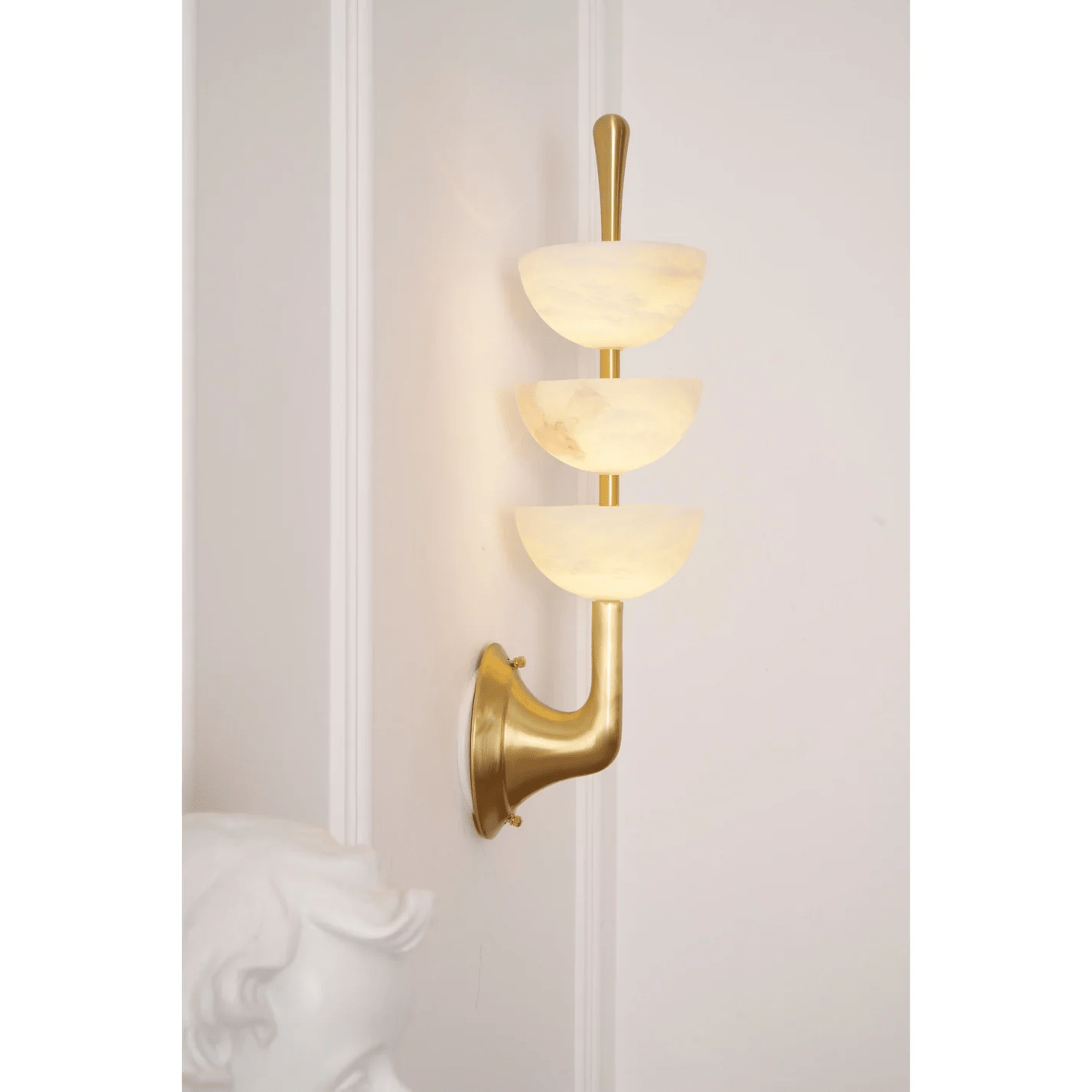 Triple Alabaster Wall Sconce 1001 Wall lamp