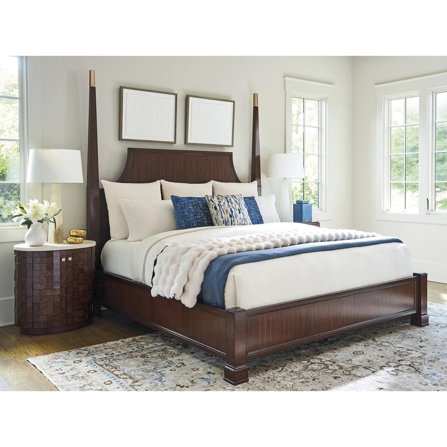 Lexington Rendezvous Morella Oval Nightstand