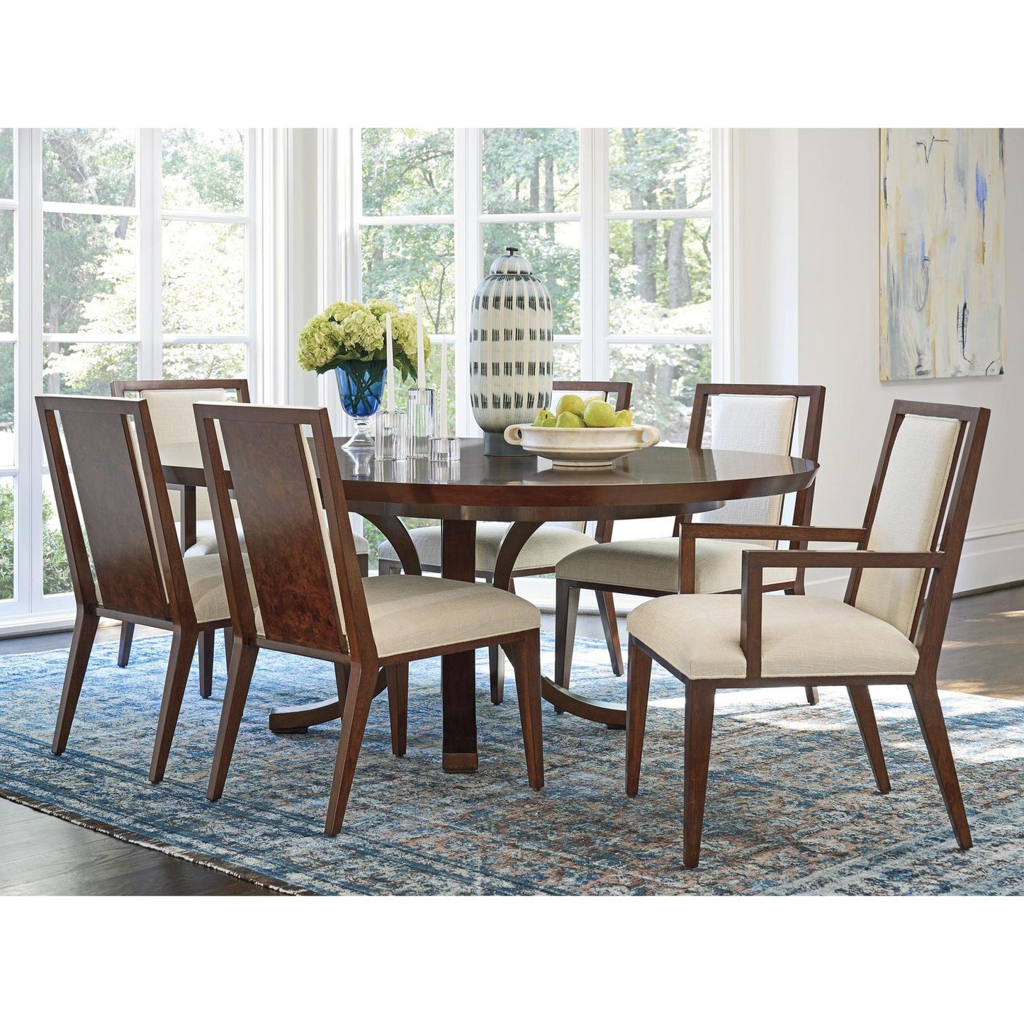 Lexington Rendezvous Warwick Round Dining Table