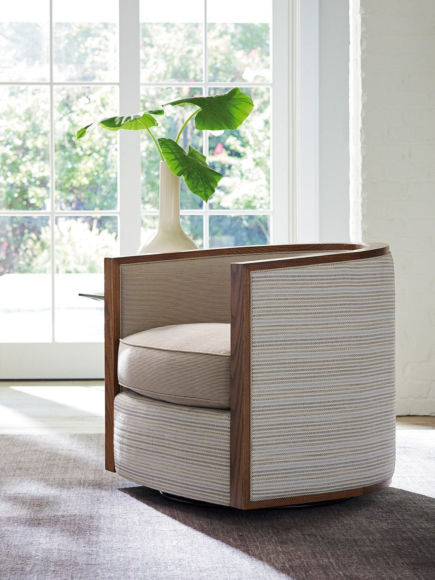 Lexington Palermo Swivel Chair
