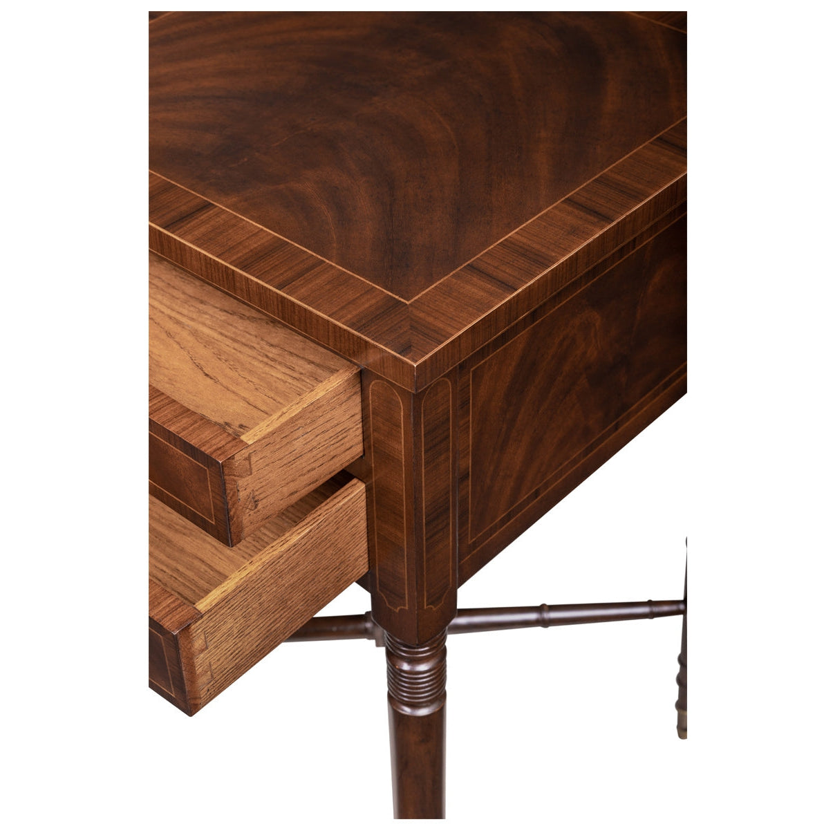 Maitland Smith Dixon End Table (SH06-020911M)