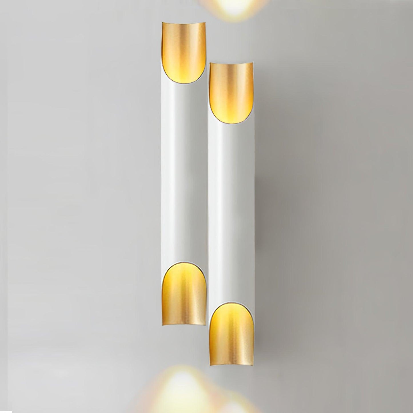 Abigali Straight Wall Lamp ? 4.7″ x H 18.1″ / Dia 12cm x H 46cm / White & Gold Wall lamp