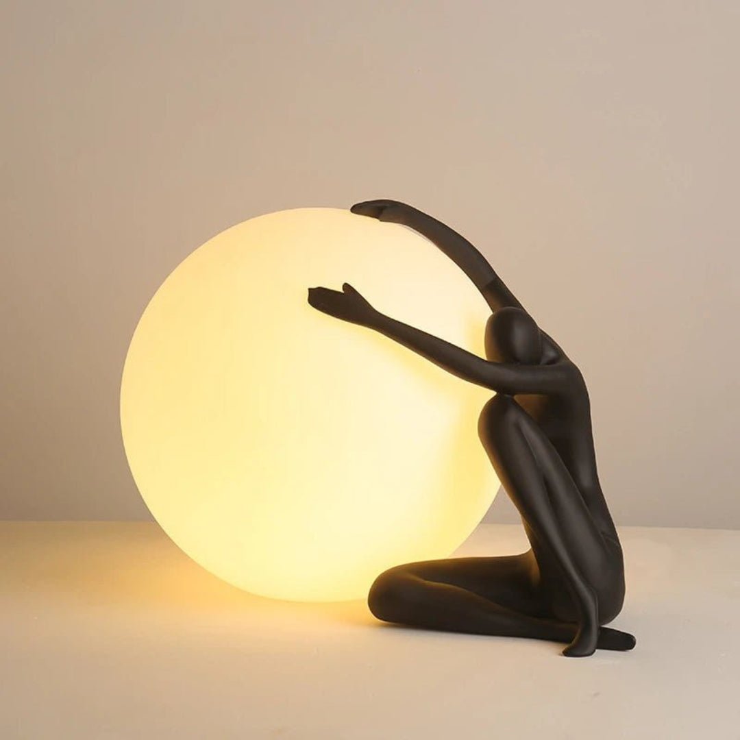 Humanoid Ball Holding Table Lamp Dia 13.4″ x H 8.7″ / Dia 34cm x H 22cm / Black / US Plug Table lamp