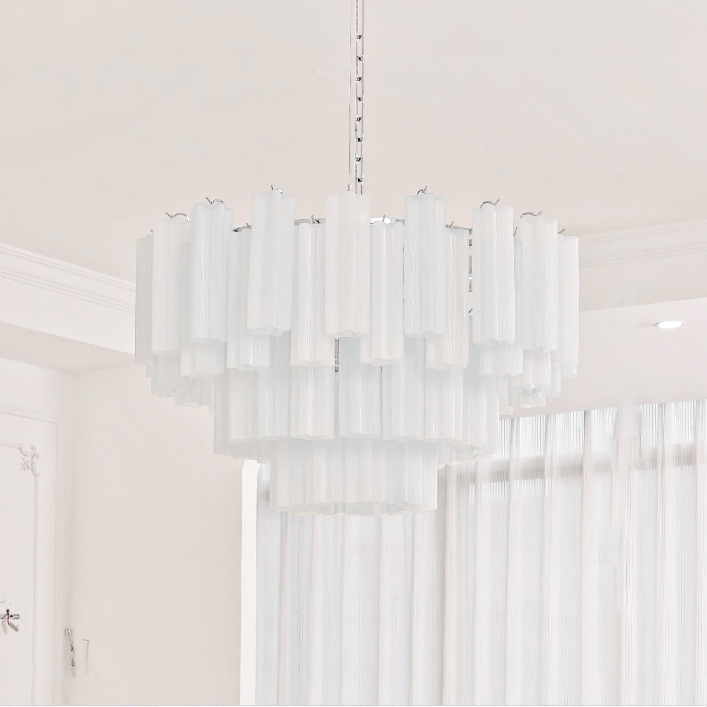 Addis Chandelier 4 layers Dia 31.5″ x H 23.6″ / Dia 80cm x H 60cm / White & Chrome Chandelier