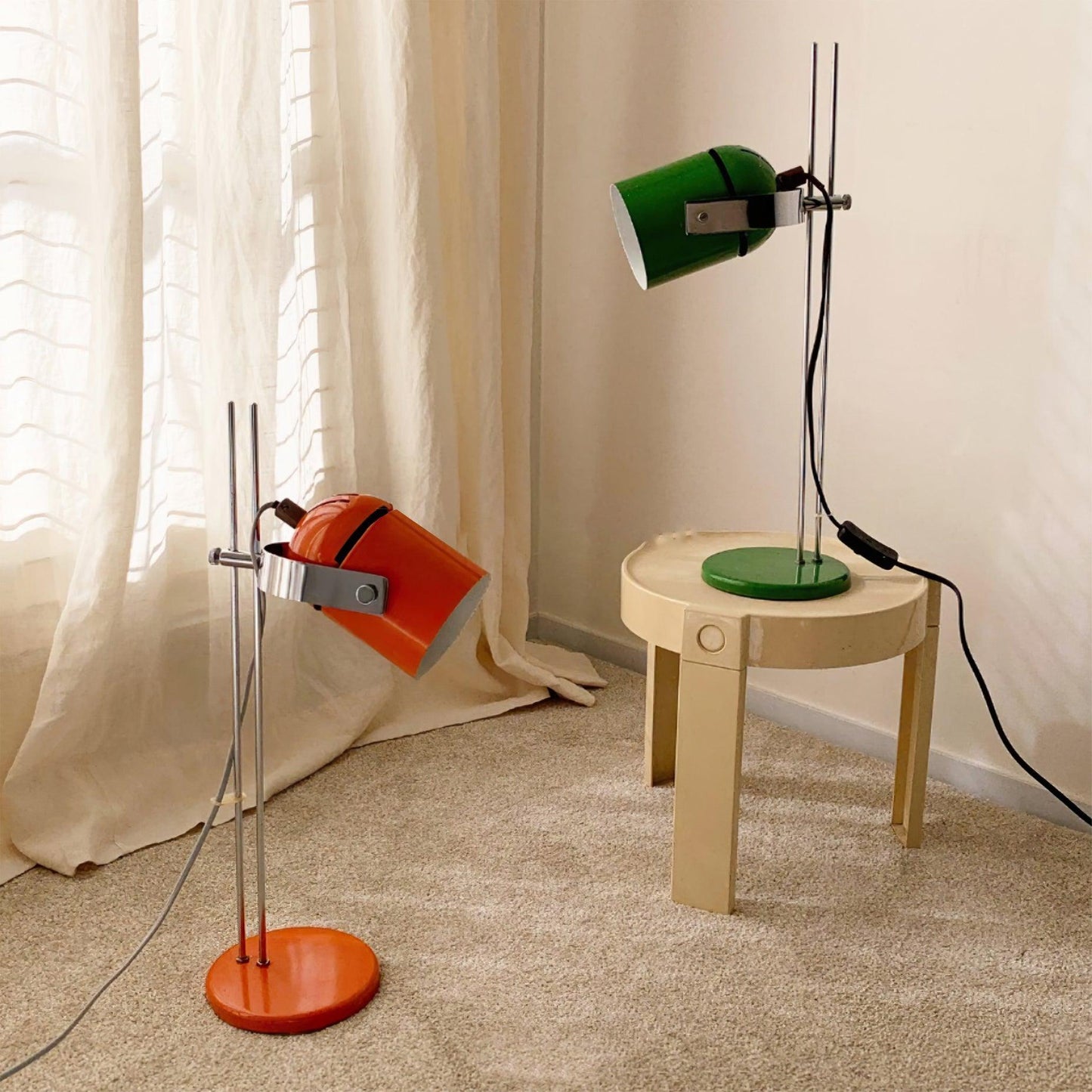 Adjusta Liftable Desk Lamp Table lamp