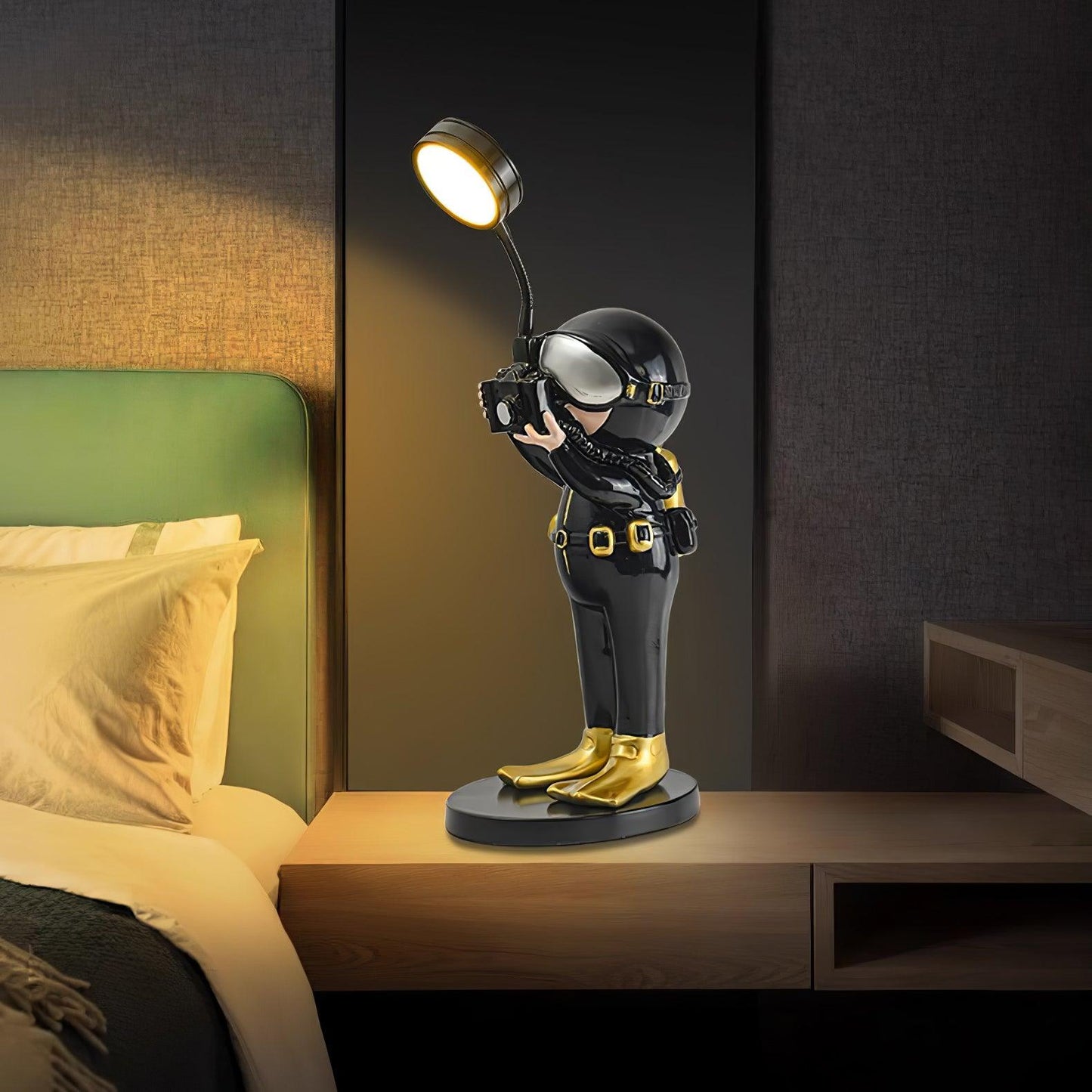 Adventurer Resin Table Lamp Table lamp