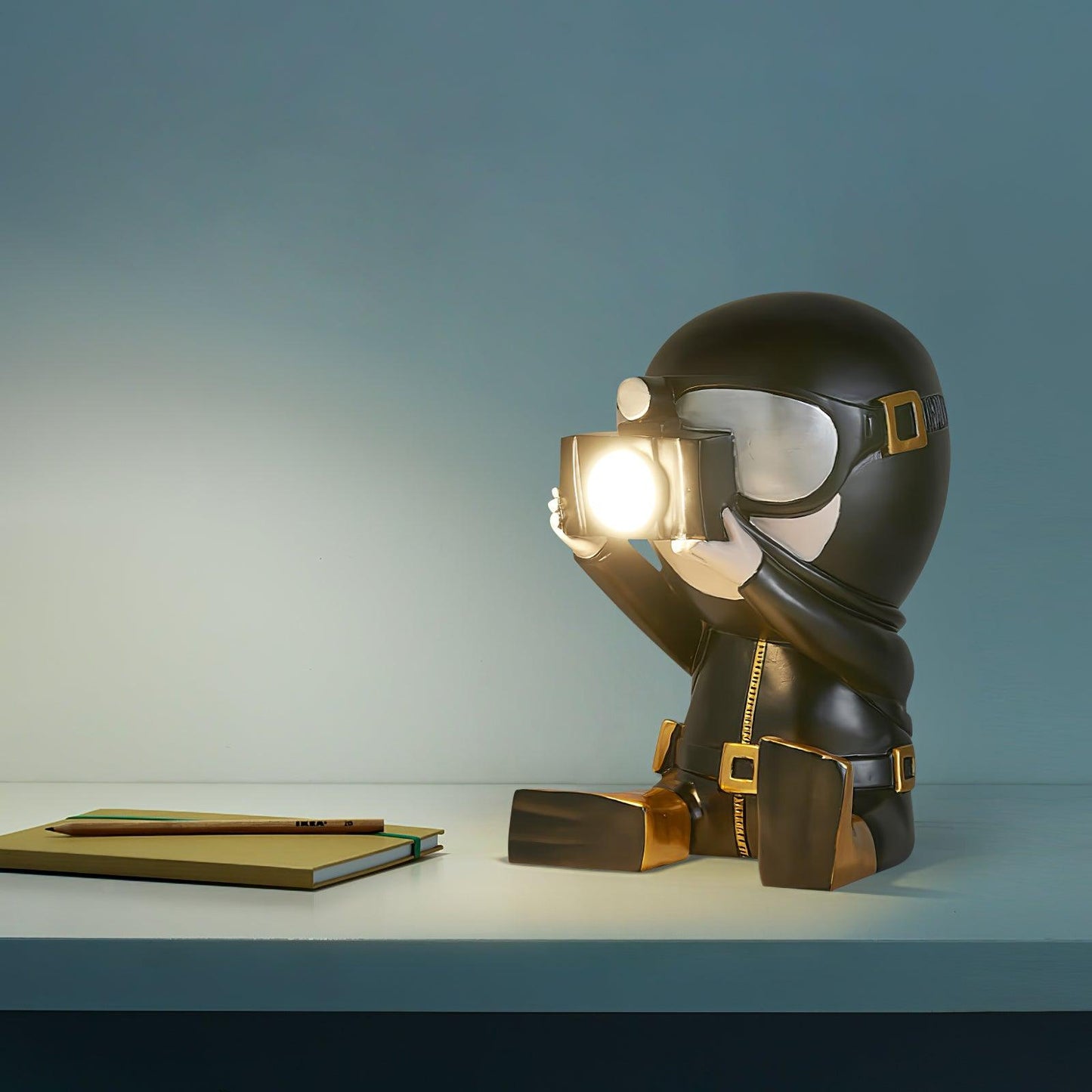 Adventurer Resin Table Lamp Table lamp