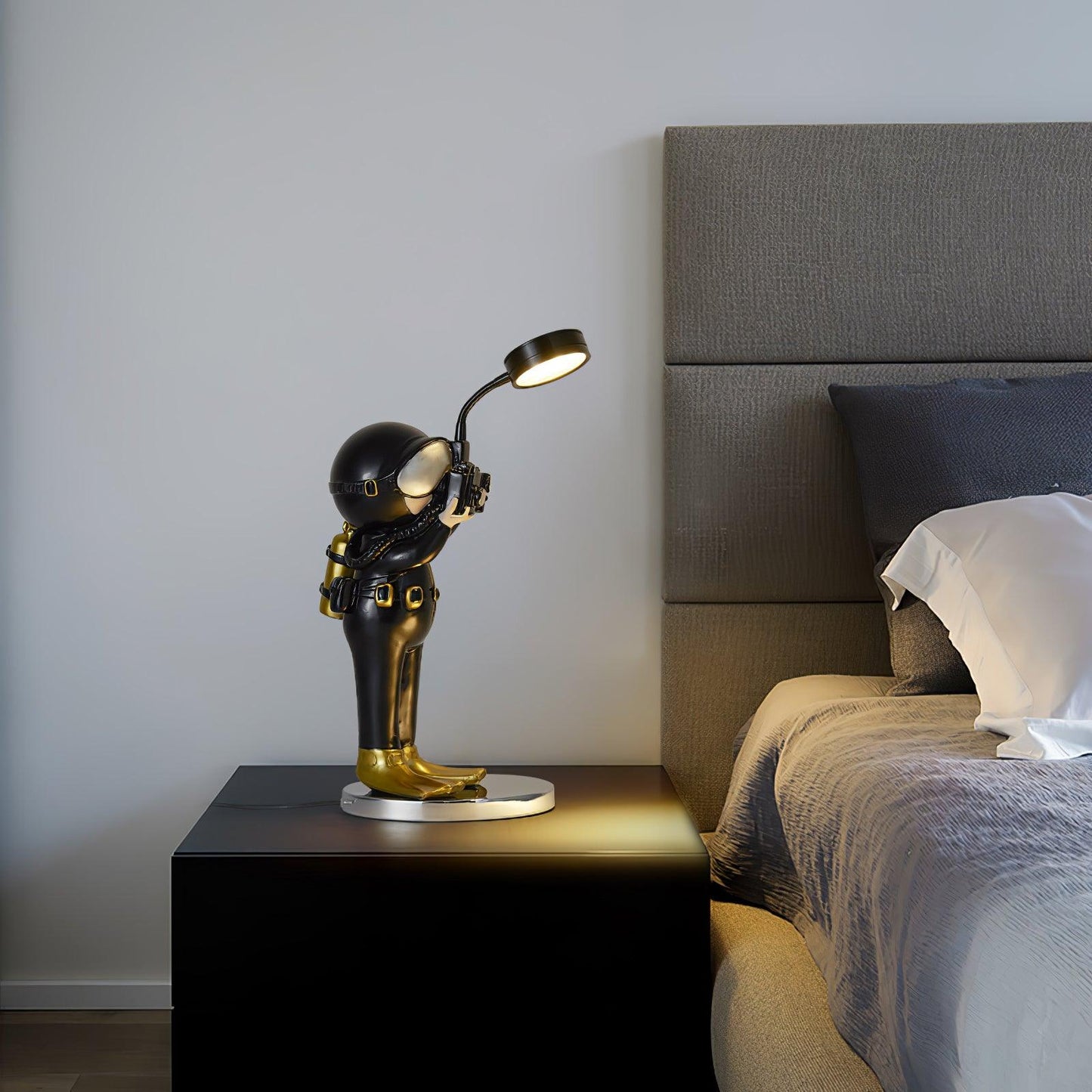 Adventurer Resin Table Lamp Table lamp
