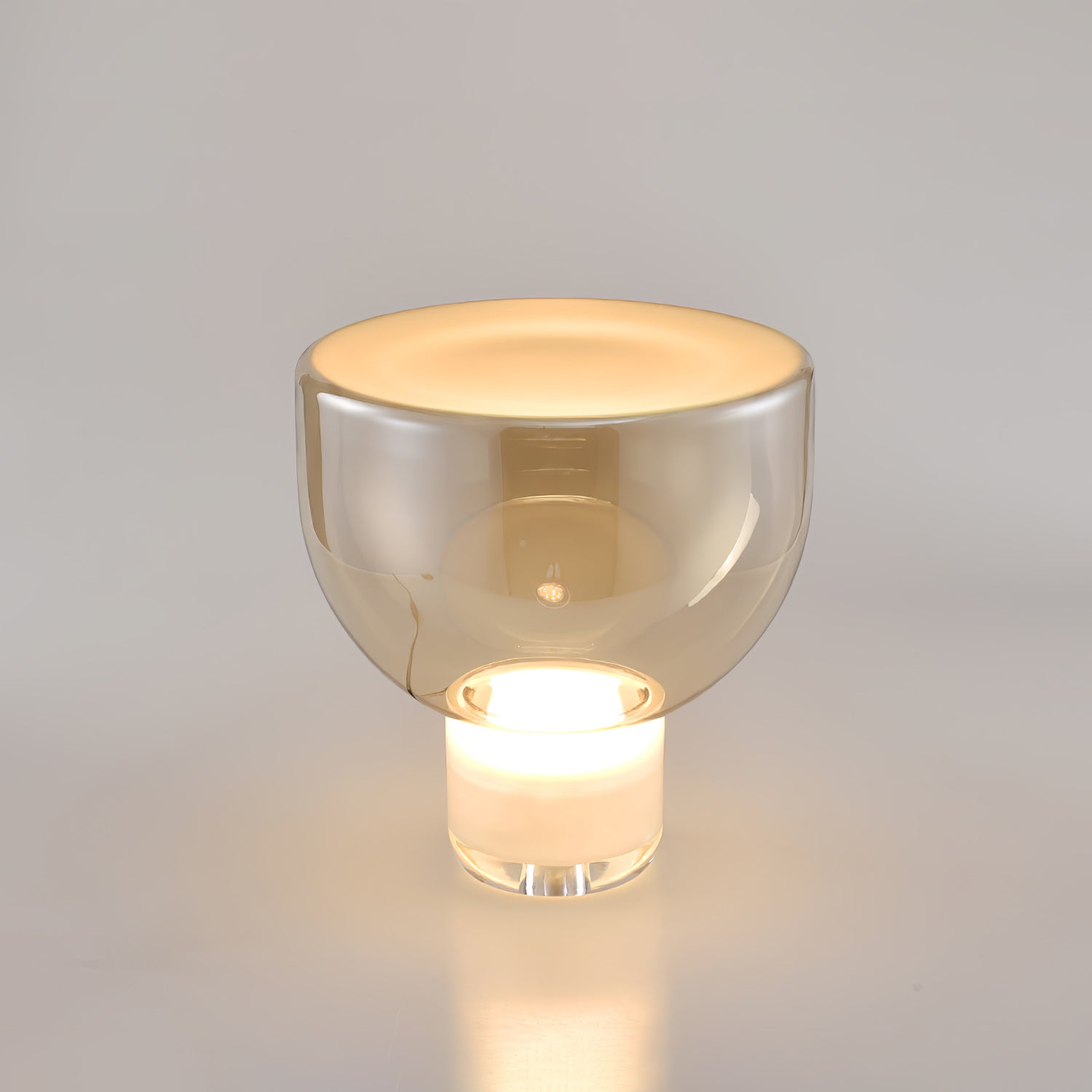Aella Table Lamp Dia 12.5″ x H 13.3″ / Dia 32cm x H 34cm / Cognac / US plug Table lamp