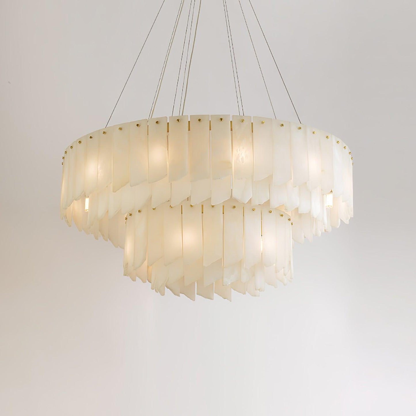 Alabaster Cascade Tiered Chandelier Dia 31.5″ x H 59″ / Dia 80cm x H 150cm / Brass & White Chandelier