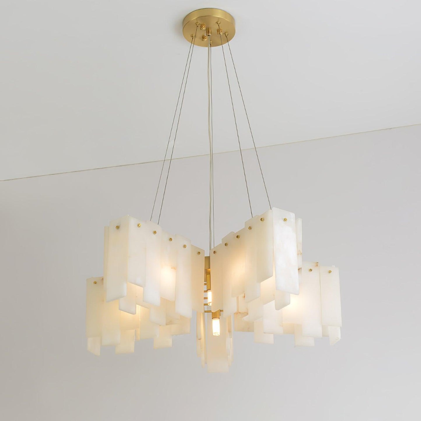 Alabaster Cascade Tiered Chandelier Dia 25.6″ x H 59″ / Dia 65cm x H 150cm / Brass & White Chandelier