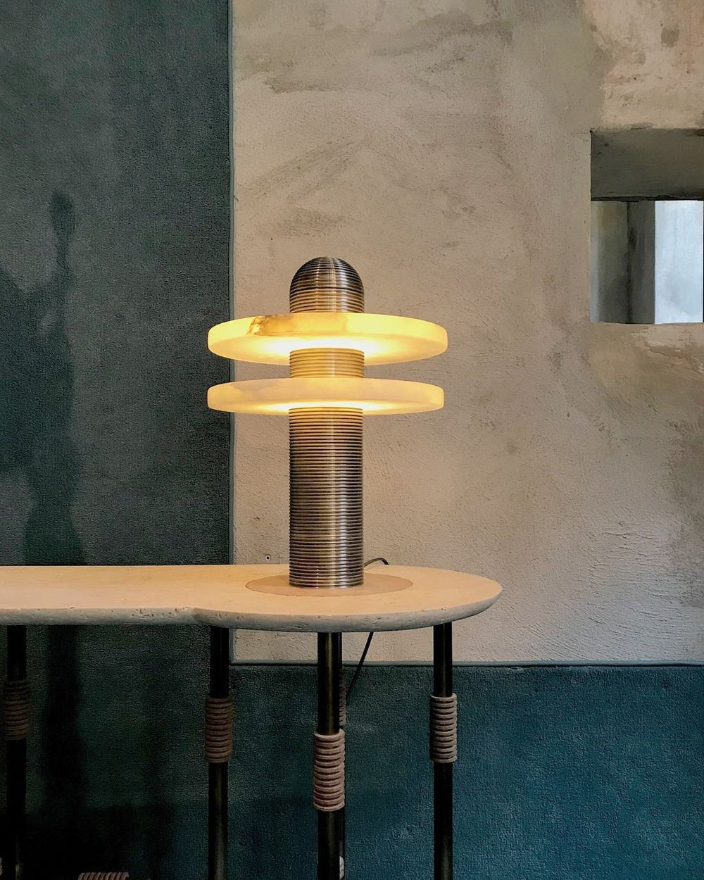 Alabaster Comet Table Lamp Table lamp