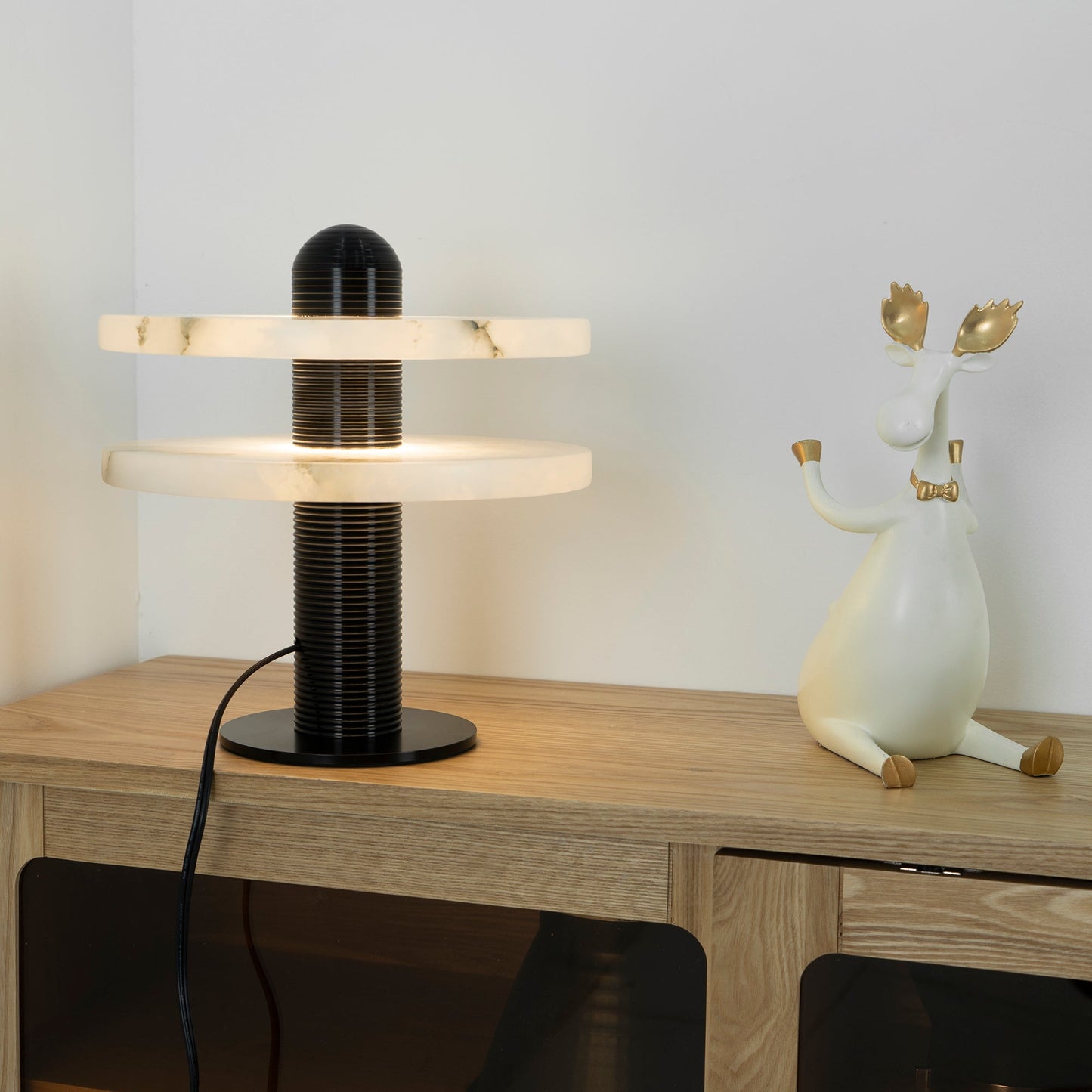 Alabaster Comet Table Lamp Table lamp