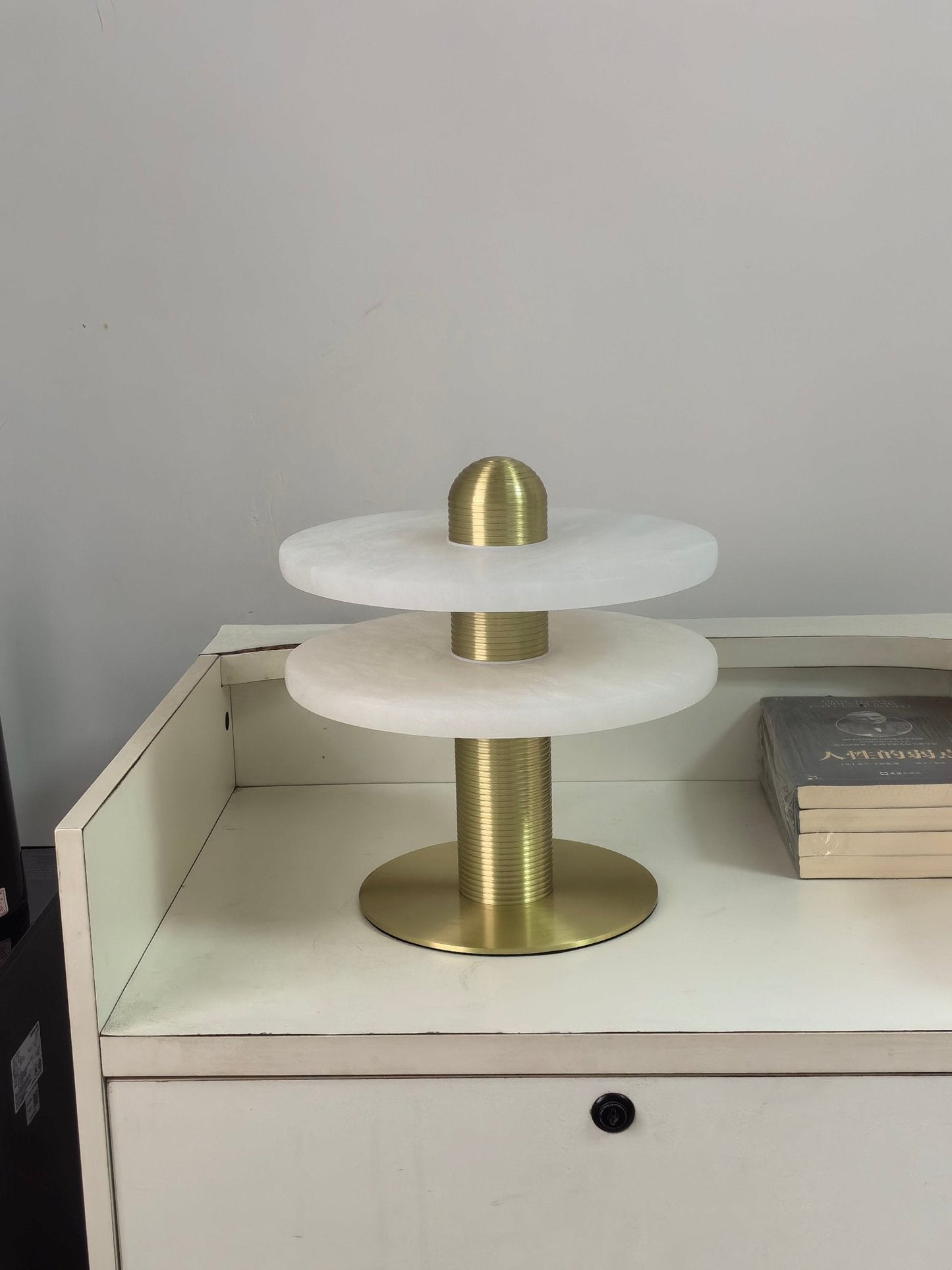 Alabaster Comet Table Lamp Table lamp