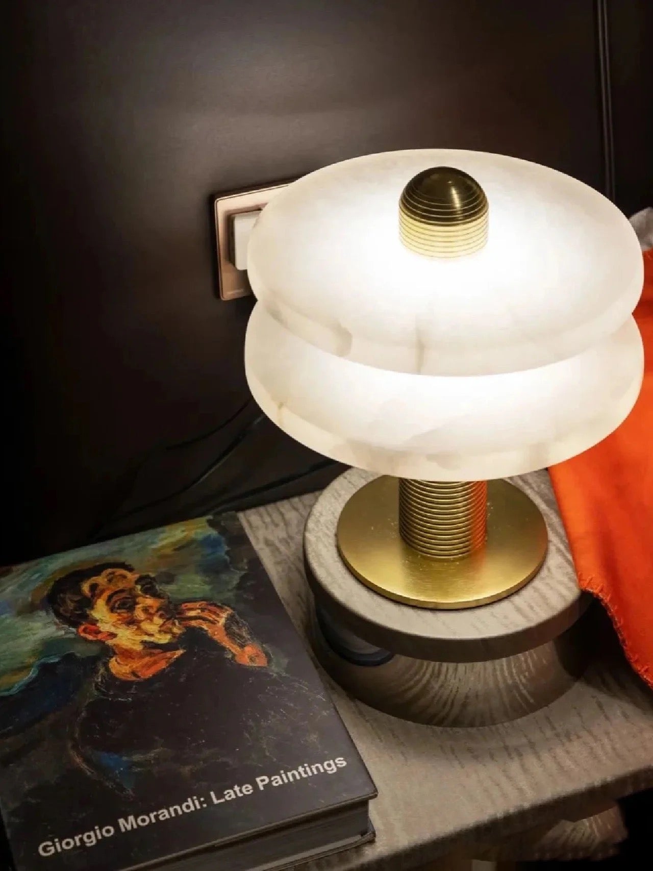 Alabaster Comet Table Lamp Table lamp
