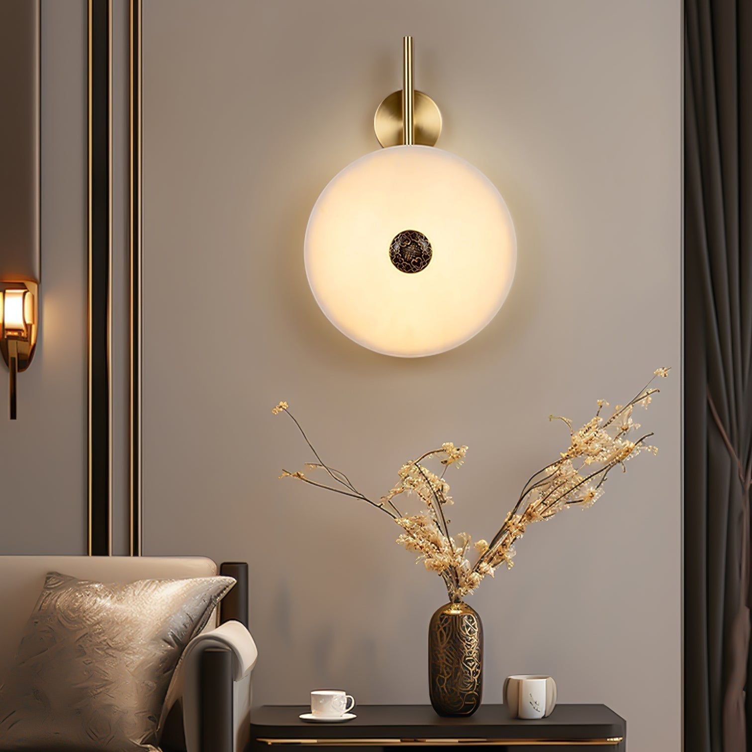 Alabaster Eclipse Wall Light Wall lamp