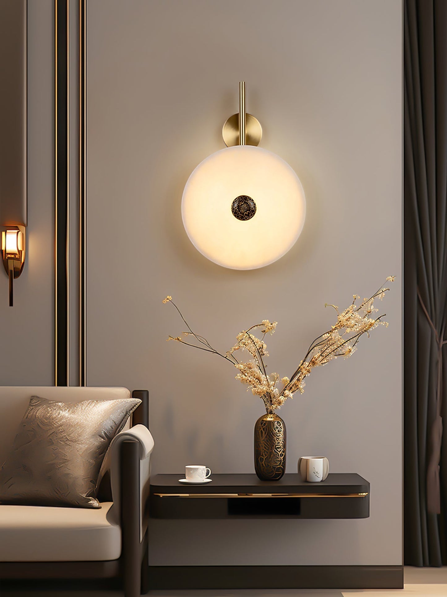 Alabaster Eclipse Wall Light Wall lamp