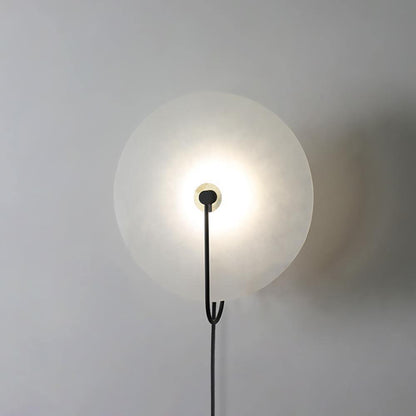Alabaster LED Plug-In Wall Lamp Dia 5.9″ / Dia 15cm / Black / US Plug Wall lamp