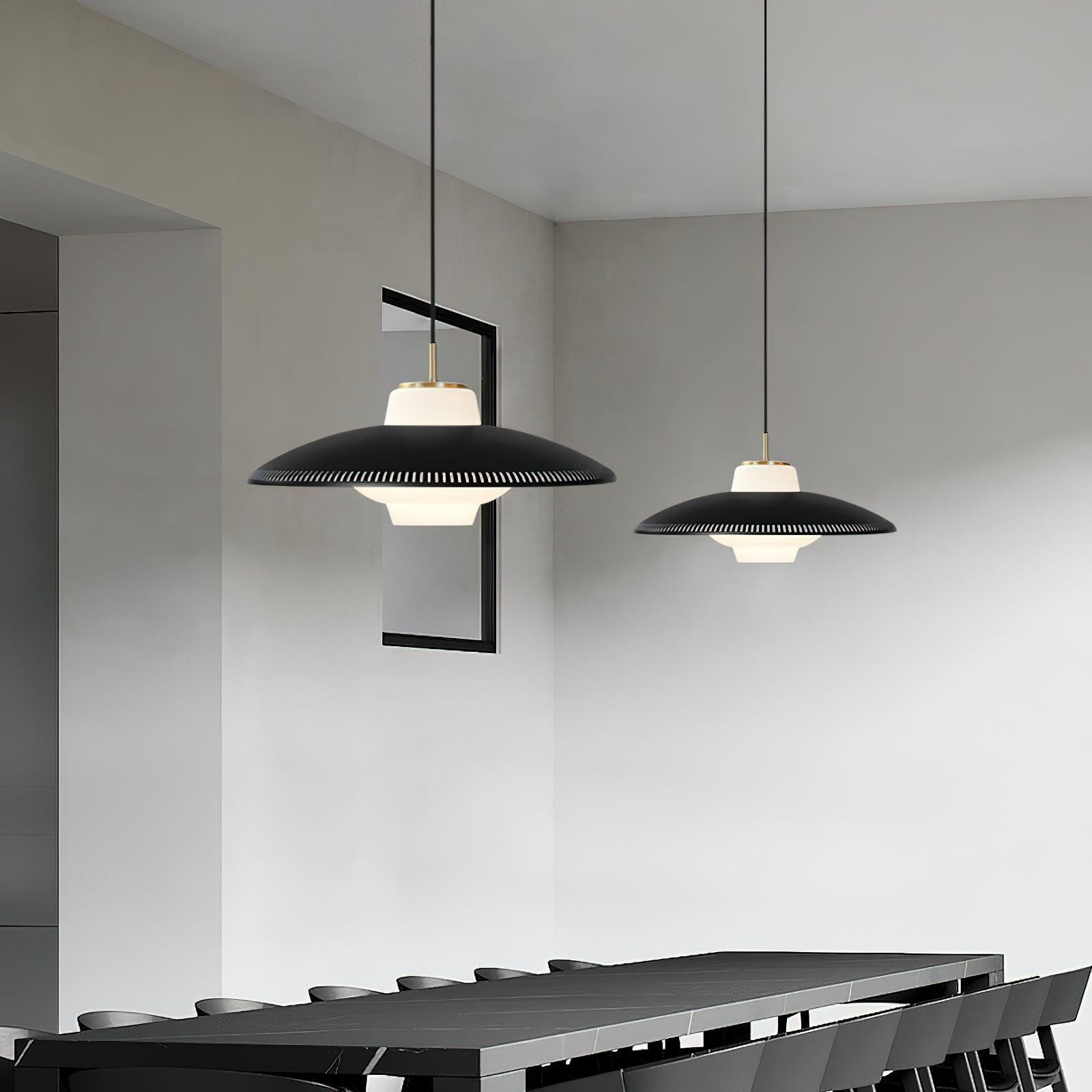 Alien Frisbee Pendant Lamp Pendant light