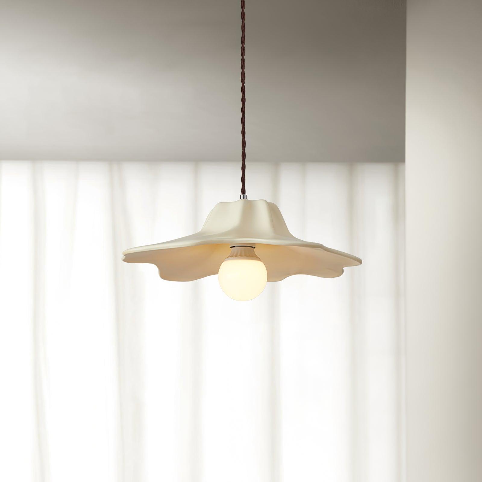 Alien Pendant Lamp Dia 16.5″ x H 3.9″/ Dia 42cm x H 10cm / Beige Pendant light