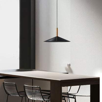 Altura Pendant Lamp Dia 12.8″ x H 9.1″ / Black / Warm Light Pendant light