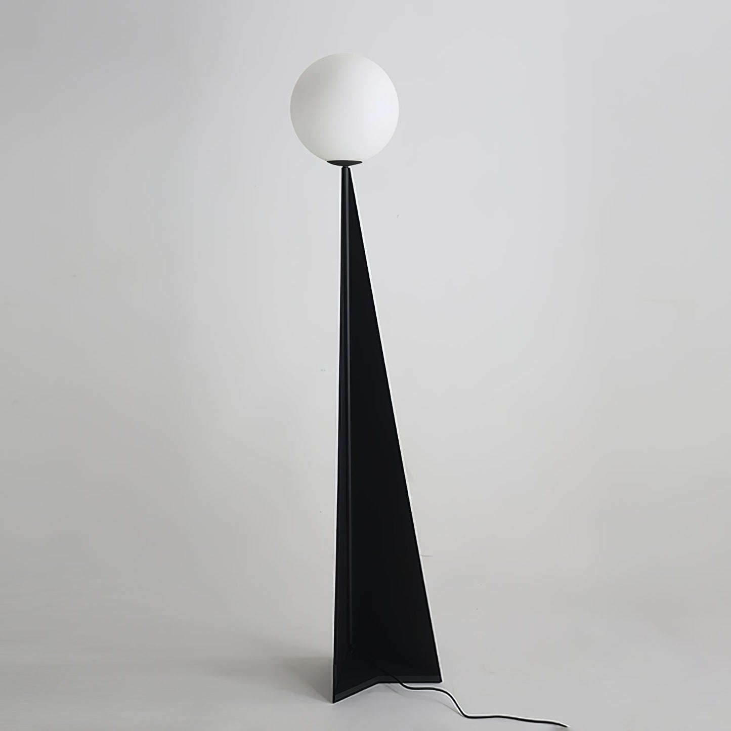 Apex Sphere Floor Lamp Floor lamp