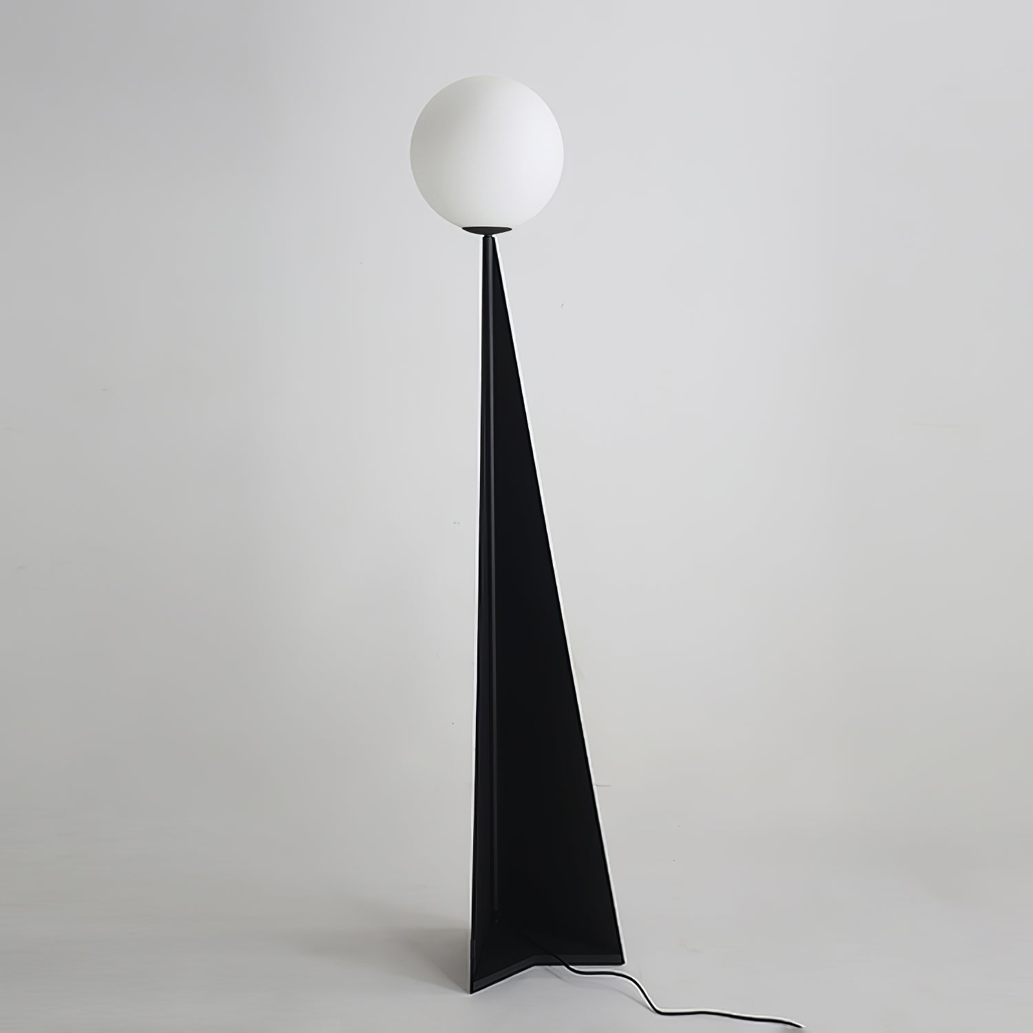 Apex Sphere Floor Lamp Floor lamp