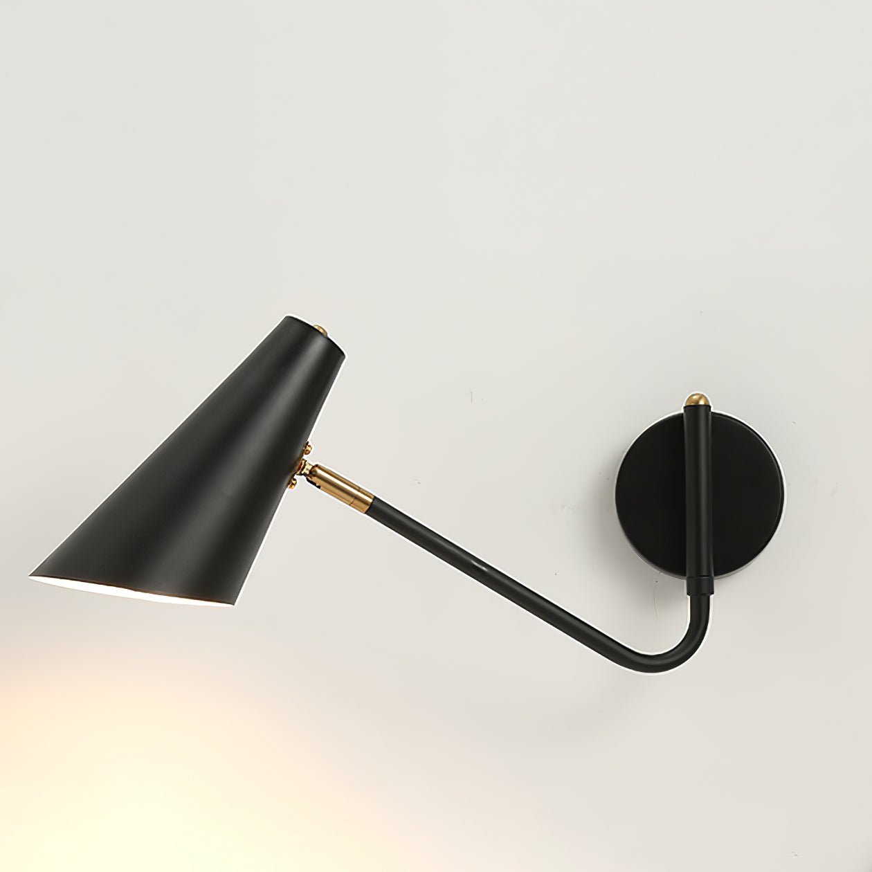 Apex Wall Sconce Wall lamp