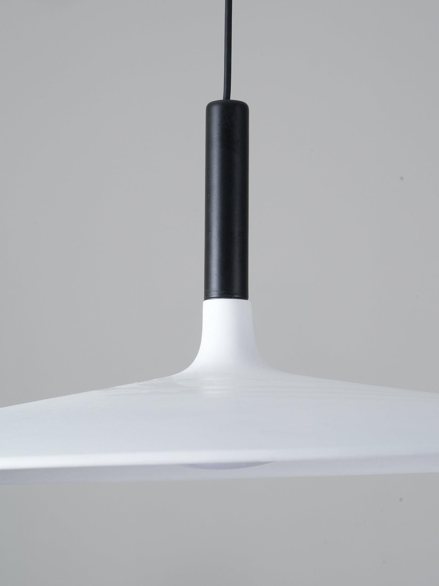 Aplomb Metal Pendant Lamp Pendant light