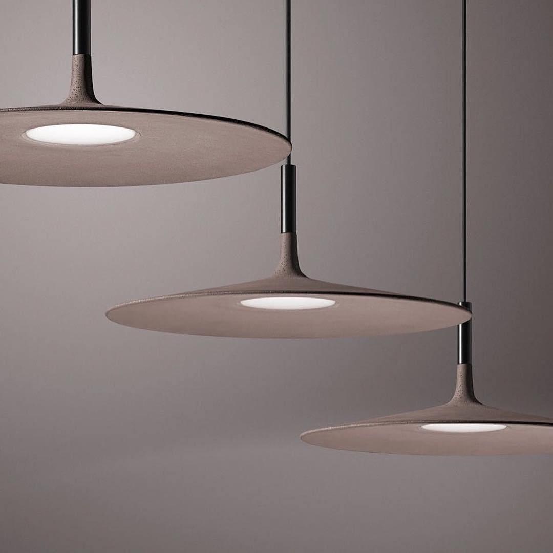 Aplomb Metal Pendant Lamp Pendant light
