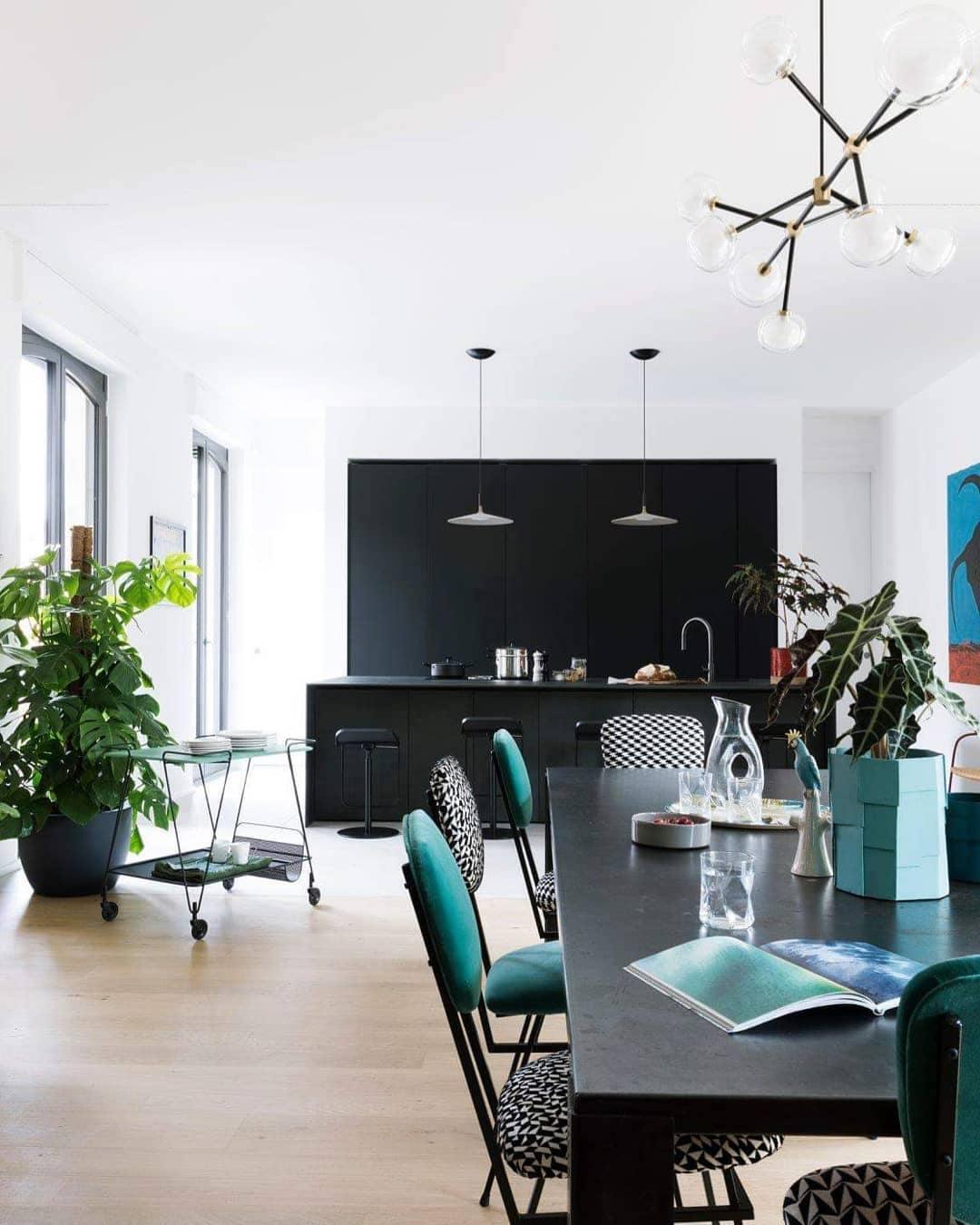 Aplomb Metal Pendant Lamp Pendant light