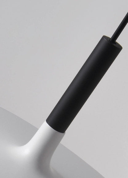 Aplomb Metal Pendant Lamp Pendant light