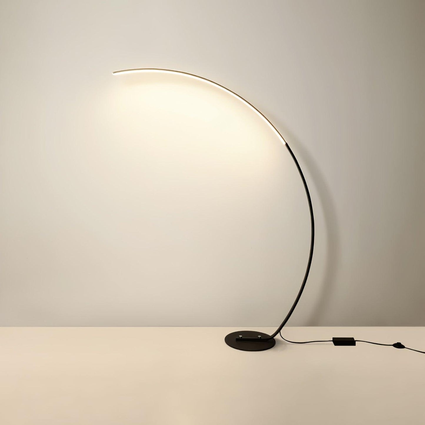Arc Floor Lamp W 47.2″ x H 66.9″ / W 120cm x H 170cm / Black / US Plug Floor lamp