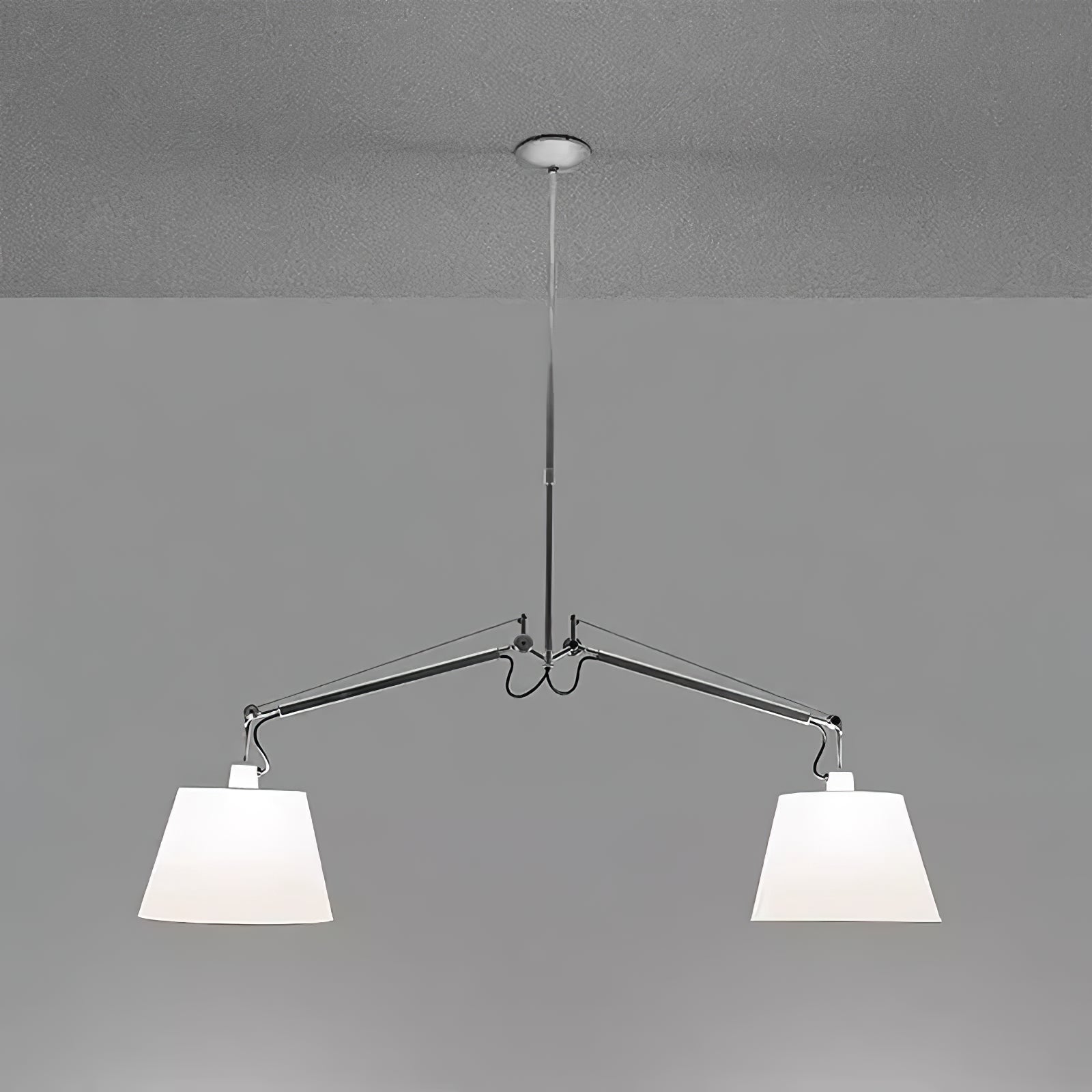 Arcadia Shade Pendant Lamp Dia 47.2″ x H 35.4-51.2″ / Chrome & White Pendant light
