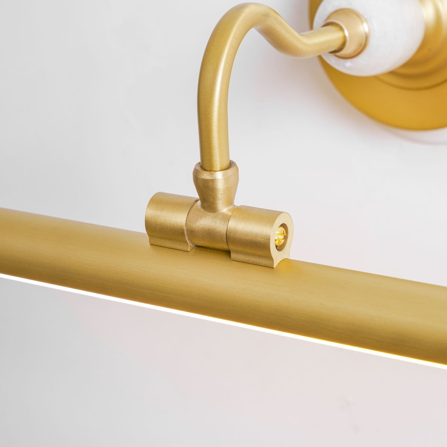 Archer Art Linear Wall Light 1001 Wall lamp