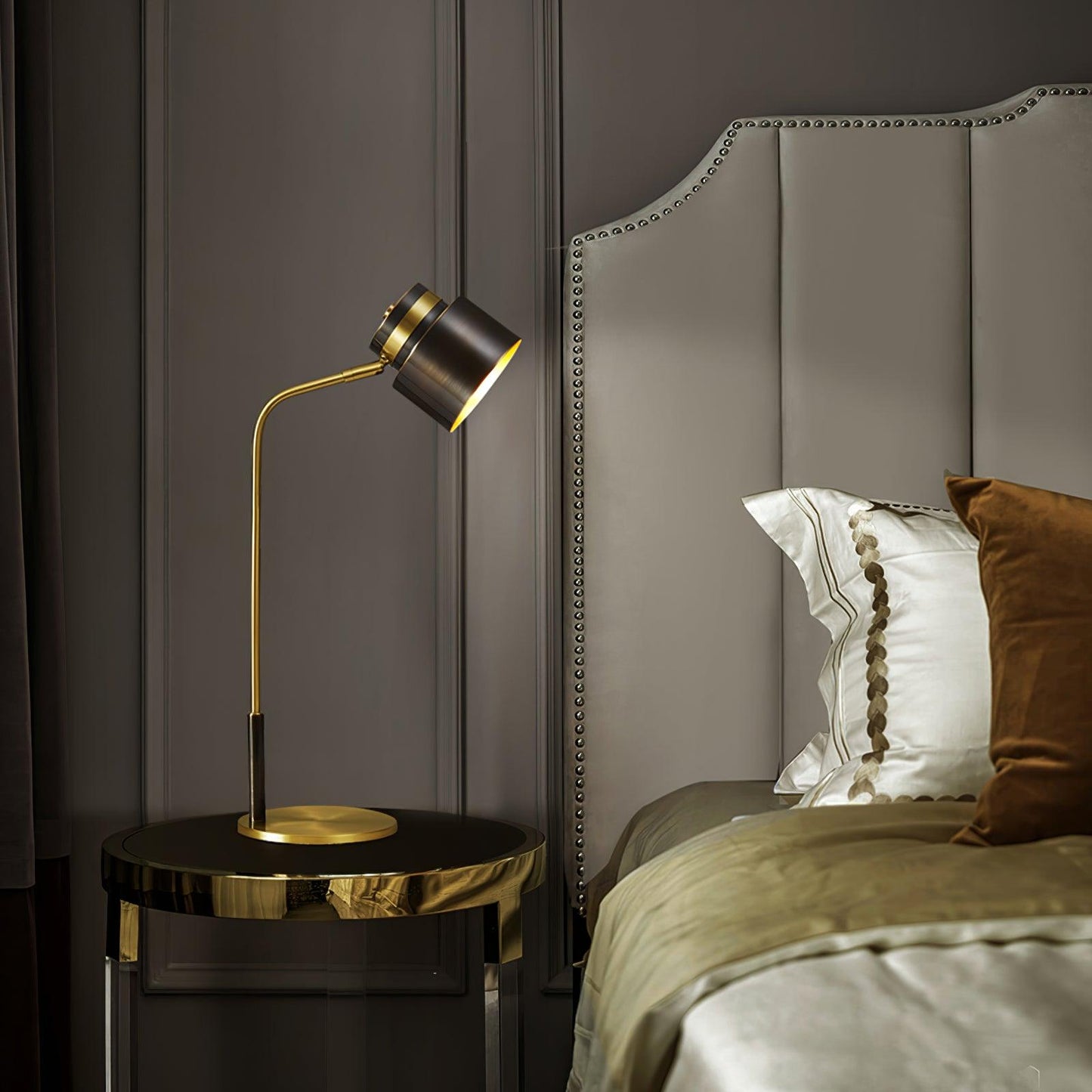 Ari Scandustrial Table Lamp Table lamp