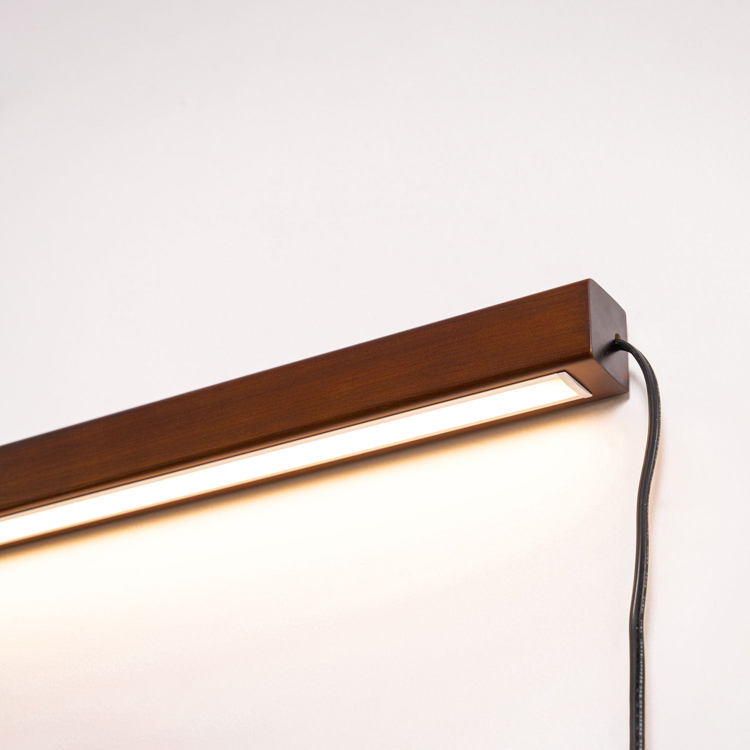 Arlo Linear Wood Plug-in Wall Light 1001 Wall lamp