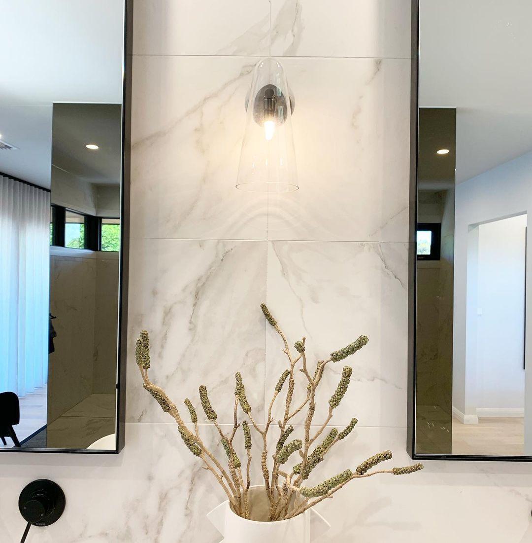 Conical Glass Wall Lamp 1001 Wall lamp