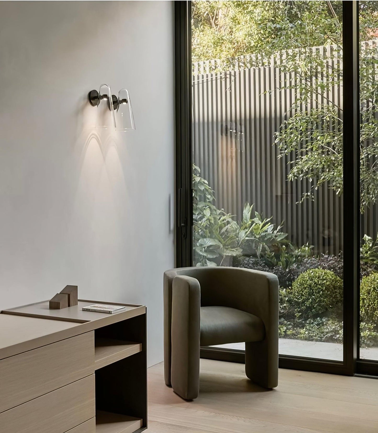 Conical Glass Wall Lamp 1001 Wall lamp