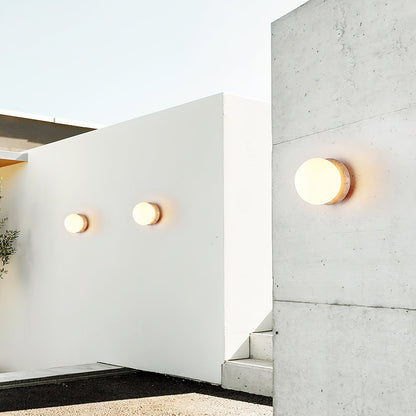 Asteroid Wall Light Dia 6.3″ x H 6.3″ / Yellow Travertine & White / Warm Light Wall lamp