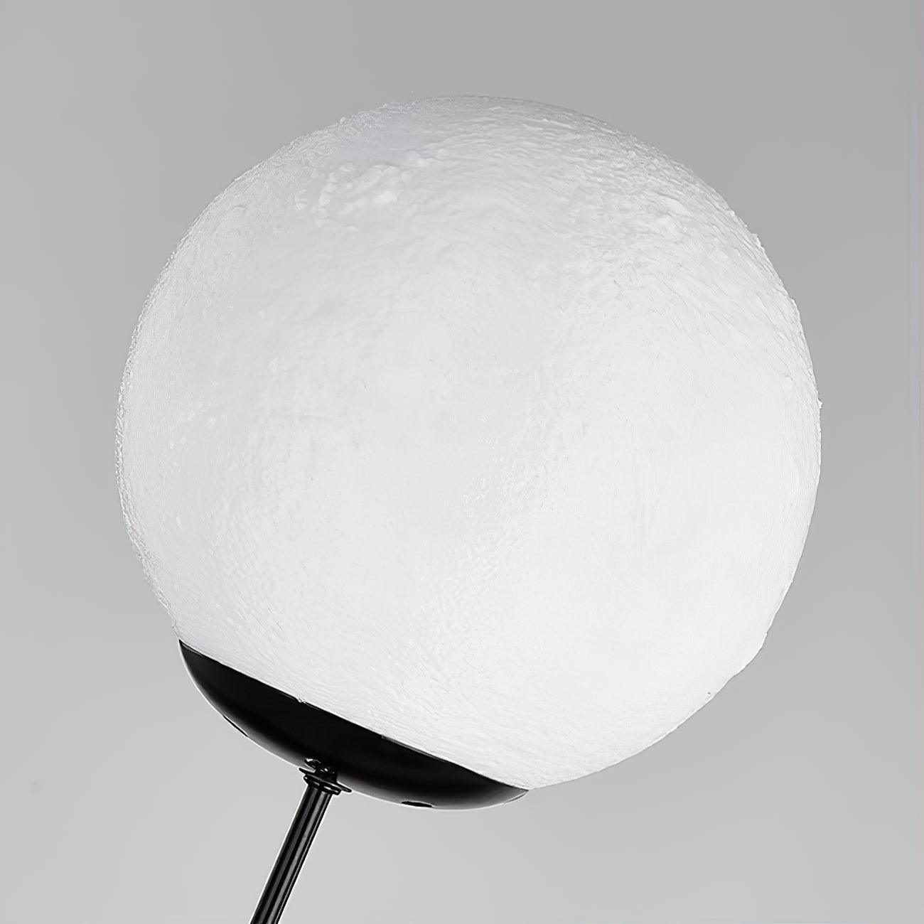 Astronaut and Planet Lamp Table lamp